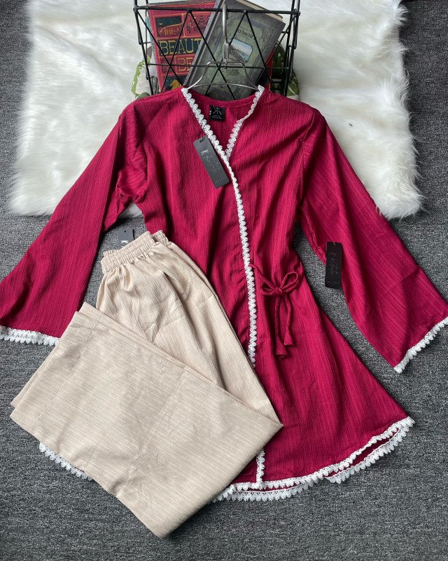 ( Berry Wine ) Loose sleeves premium lace detailing tops with pant