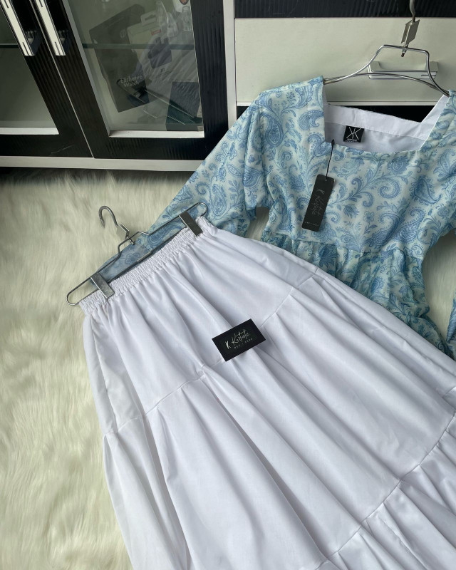 Kurtiistic presents NOR-E-AFZA ( Tops & skirt )