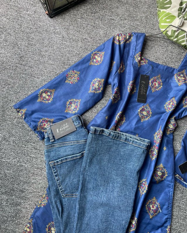 kurtiistic blend cotton kurti W/ jeans - ( eep royal blue / sapphire blue tone)