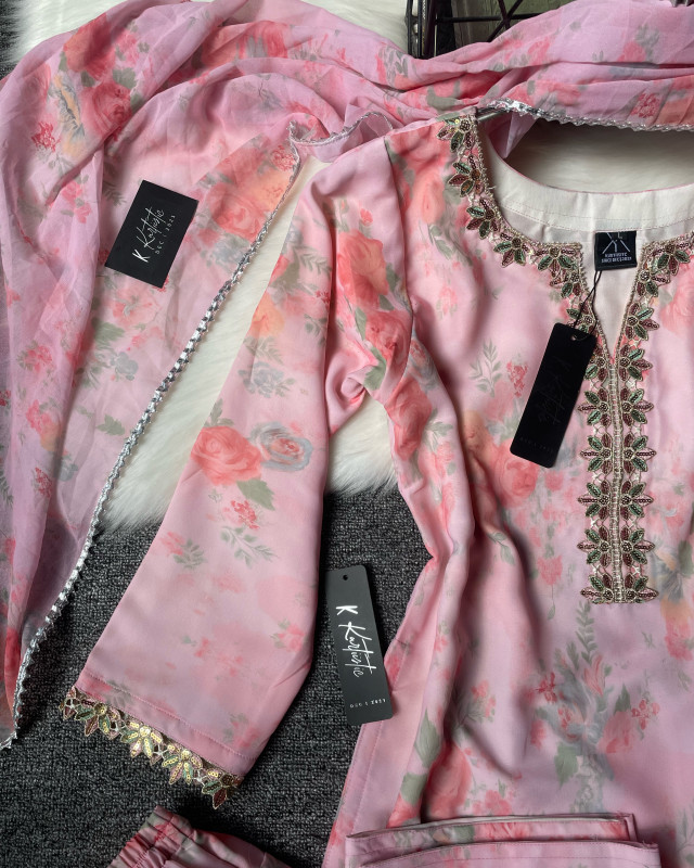 Gulzar - Pink With FARSHI SHALWAR